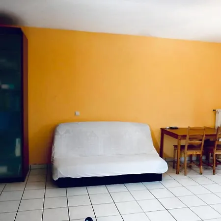 Mondorf-appartement 公寓 蒙多夫莱班